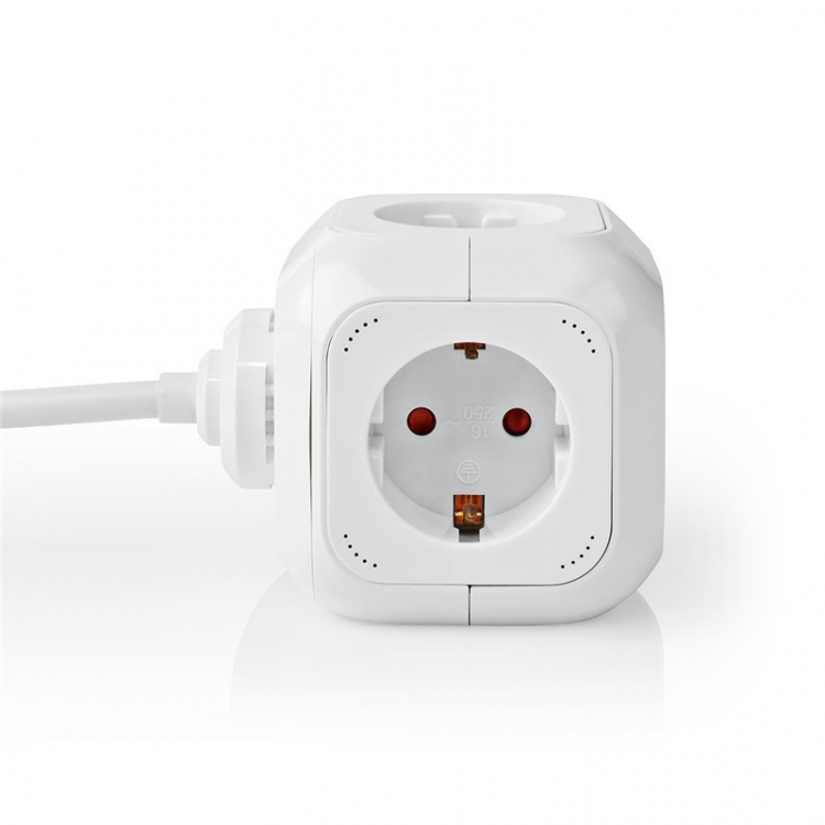 Nedis Extension Socket | Jordet kontakt / Type F (CEE 7/7) | 4-veis | 1.50 m | 3680 W | 16 A | Type av jording: Sidekontakter | 230 V AC 50/60 Hz | Uttaksvinkel: 90 ° | H05VV-F 3G1.5mm² | Hvit