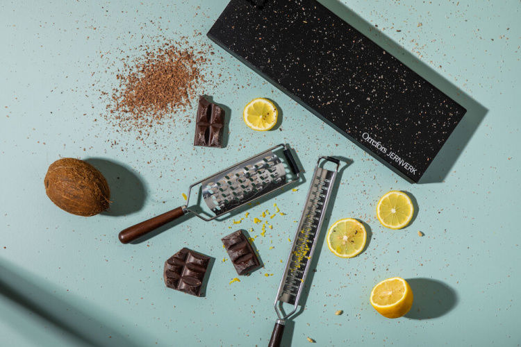 Orrefors Jernverk Rivjern i 2-pakning med håndtak i wenge-tre