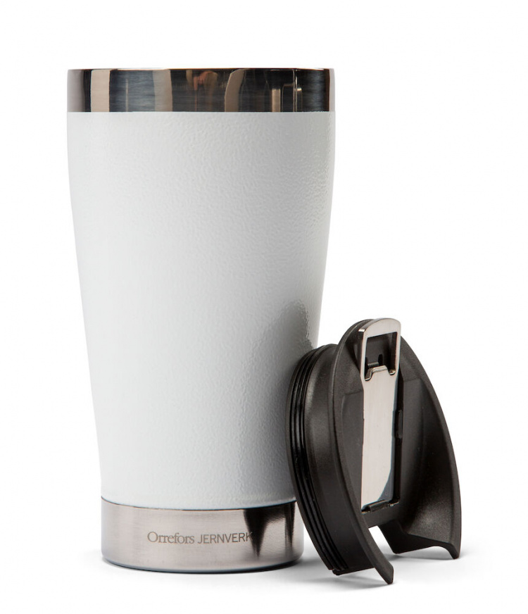 Orrefors Jernverk Vakuumisolert krus med flaskeåpner, hvit Orrefors Jernverk Vakuumisolert krus med flaskeåpner, hvit