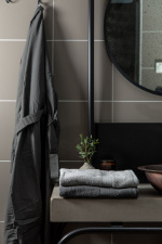 Queen Anne Frotté 420g, 30x50 cm, Svart Queen Anne Frotté 420g, 30x50 cm, Svart