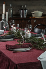 Kosta Linnewäfveri Eliza duk 150x350 cm, Burgundy