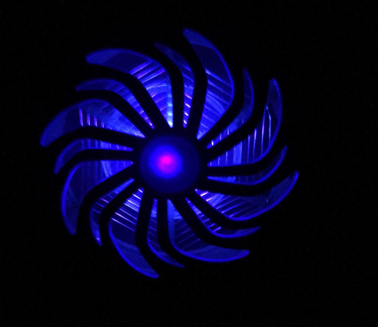 Genius Ideas Solcelledrevet insektfelle Genius Ideas Solcelledrevet insektfelle