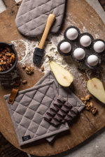 Kosta Linneväfveri Grillhanske, grå