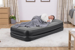 Bestway Tritech luftmadrass med innebygd pumpe