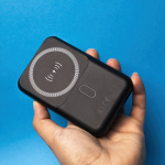 Forever MATB-100 Powerbank med trådløs lading, PD QC 22,5W 10000 mAh, svart