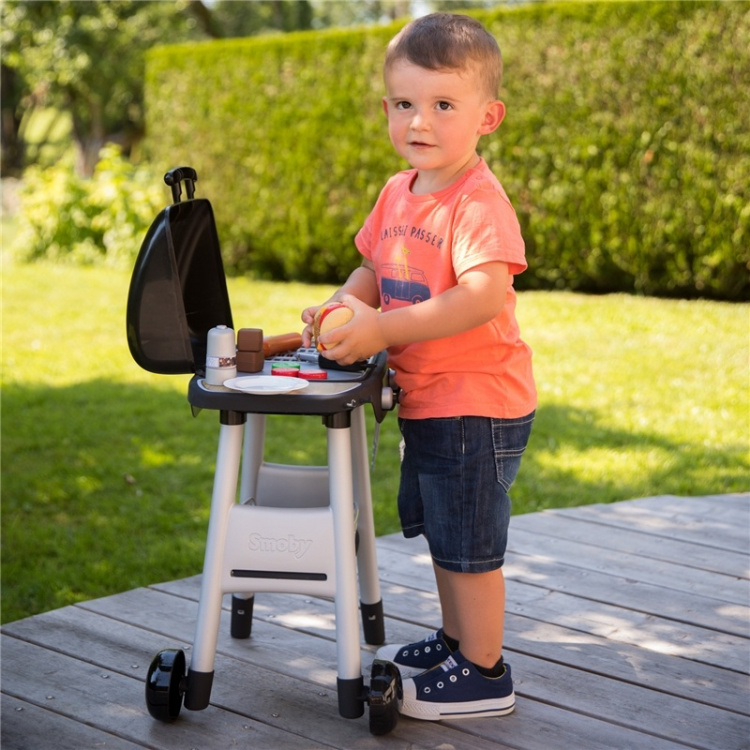 Smoby Barbeque Grill for barn