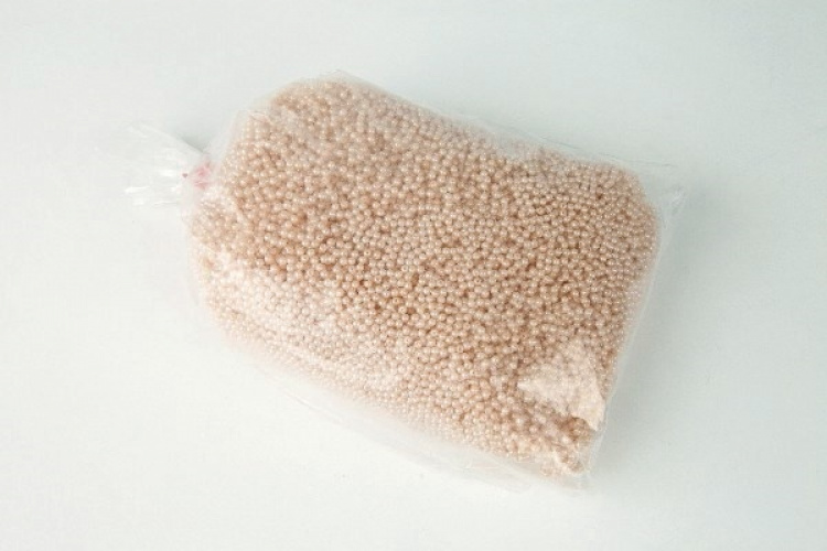 Plastperler 3 mm 500 g, kremfarget