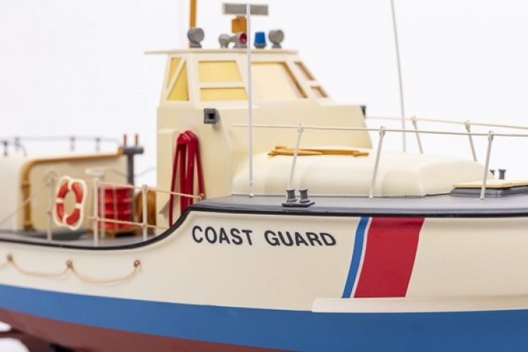 1:40 U.S. Coast Guards - Plastskrog
