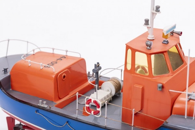 1:40 RNLI Waveny Lifeboat -Plastikkskrog 1:40 RNLI Waveny Lifeboat -Plastikkskrog