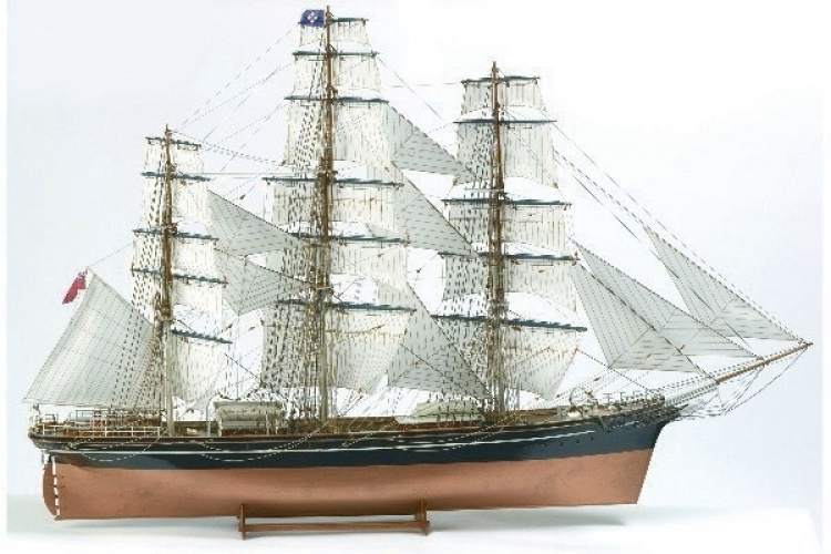 1:75 Cutty Sark - Skrog i tre 1:75 Cutty Sark - Skrog i tre