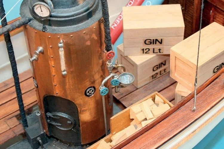 1:12 African Queen - Skrog i plast 1:12 African Queen - Skrog i plast