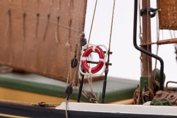 1:67 Will Everard - Skrog i tre 1:67 Will Everard - Skrog i tre