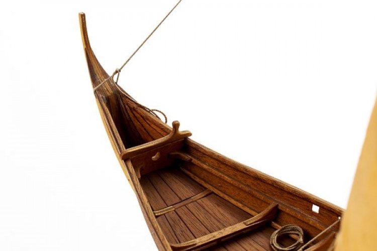 1:25 Roar Ege - Skrog i tre