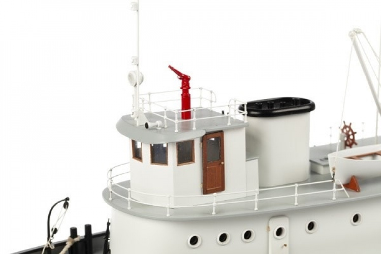 1:50 Hoga Pearl Harbor Tugboat - Skrog i tre 1:50 Hoga Pearl Harbor Tugboat - Skrog i tre
