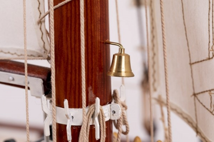 1:15 Colin Archer RC - -Skrog av tre 1:15 Colin Archer RC - -Skrog av tre