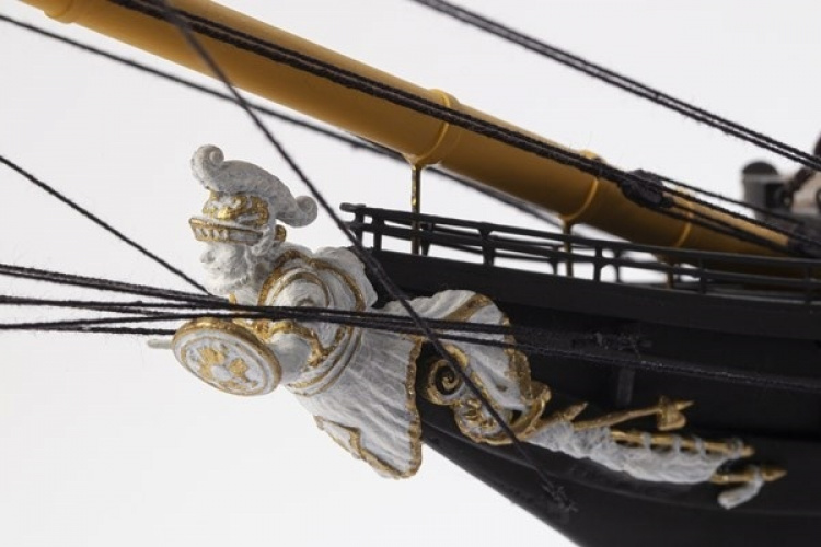 1:100 HMS Warrior - Skrog i tre 1:100 HMS Warrior - Skrog i tre