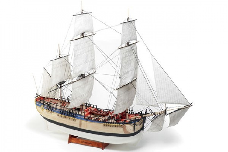 1:50 HMS Endeavour - Skrog i tre
