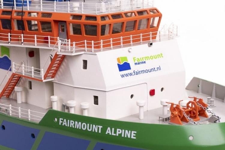 1:75 - Fairmount Alpine - Skrog i tre 1:75 - Fairmount Alpine - Skrog i tre
