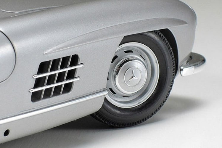 Tamiya 1/24 Mercedes-Benz 300SL