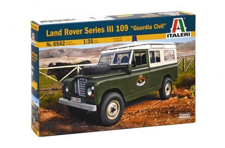 Italeri 1:35 LAND ROVER 109 \'Guardia Civil\'