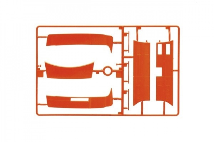 Italeri 1:24 IVECO Hi-Way 480 E5 (lavt tak)