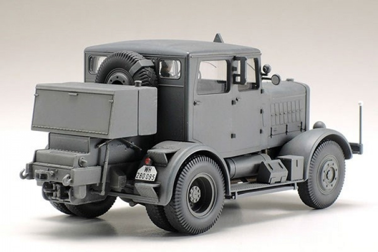 Tamiya 1/48 tysk tung traktor SS-100