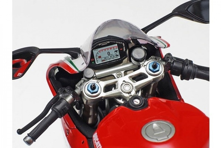 Tamiya 1/12 Ducati 1199 panigale S Tricolore