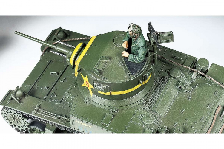 Tamiya 1/35 U.S. Light Tank M3 Stuart sen produksjon