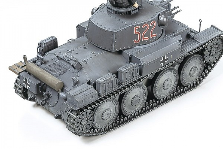 Tamiya 1:35 Tysk stridsvogn Panzerkampfwagen 38(t) Ausf.E/F