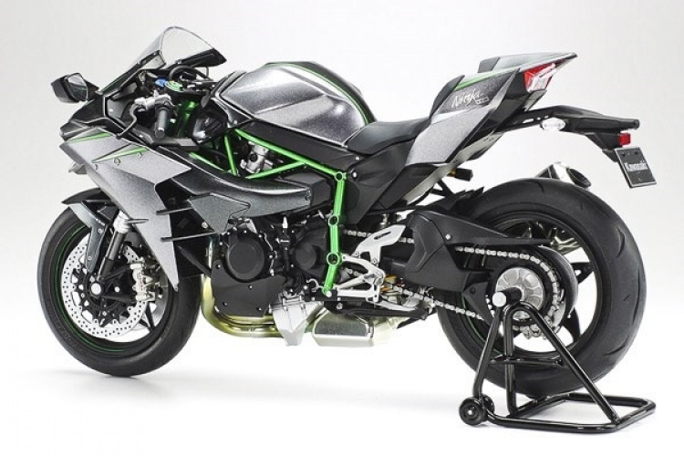 Tamiya 1:12 Kawasaki Ninja H2 Carbon