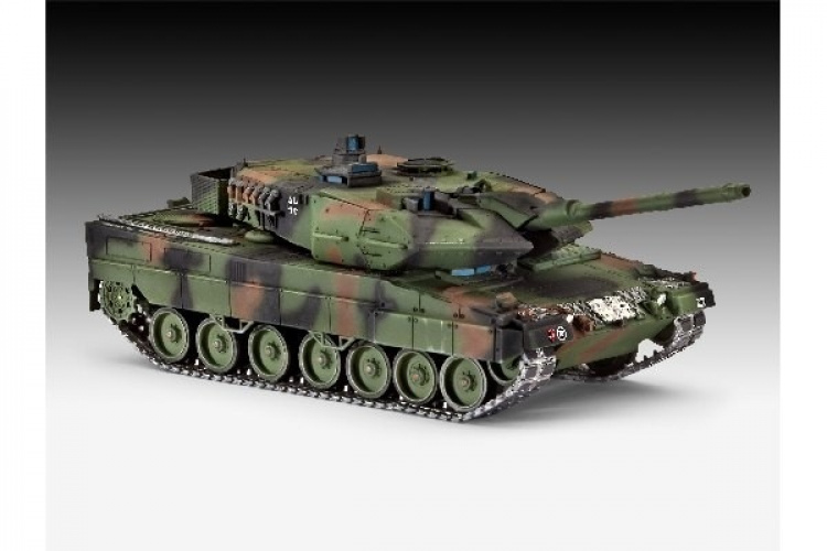 Revell Leopard 2A6/A6M