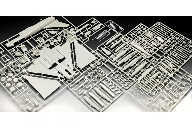 Revell 1:48 Eurofighter Typhoon \'BARON SPIRIT