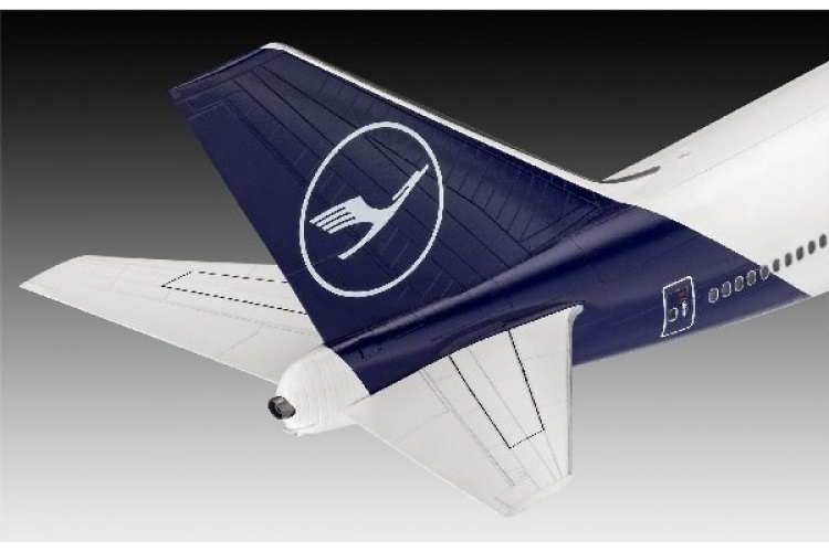 Revell Boeing 747-8 Lufthansa\'Ny lever