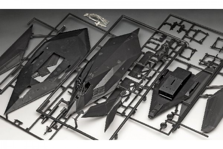 Revell F-117A Nighthawk Stealth-jagerfly