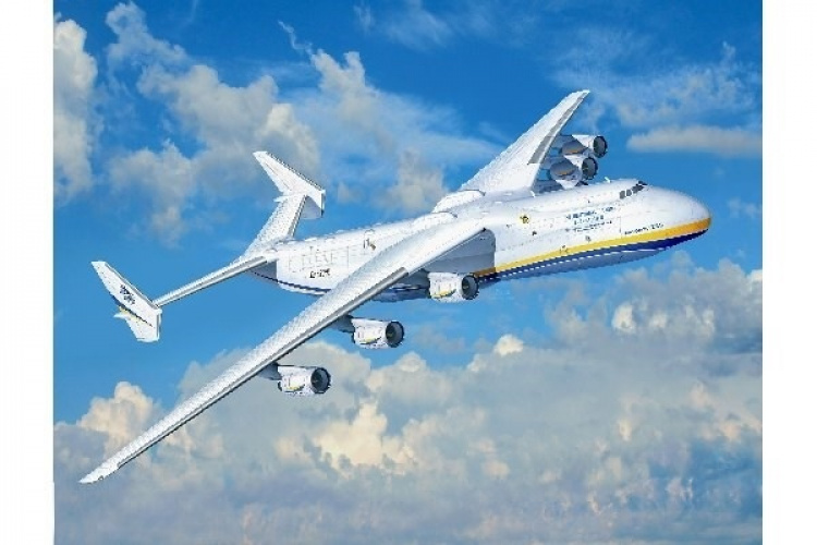 Revell Antonov An-225 Mrija