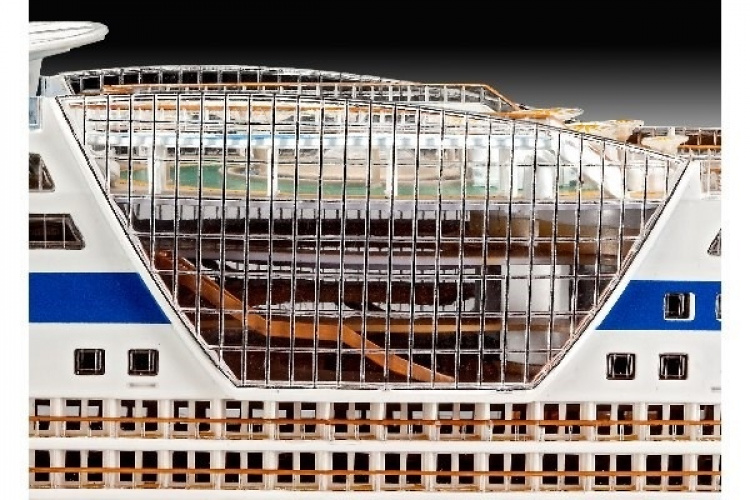 Revell Cruiseskipet AIDA