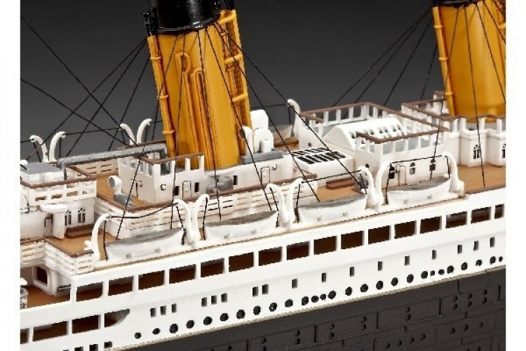 Revell 100 år med Titanic (Spec,Edition)