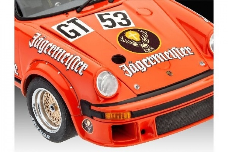 Revell Porsche 934 RSR \'Jägermeister\'