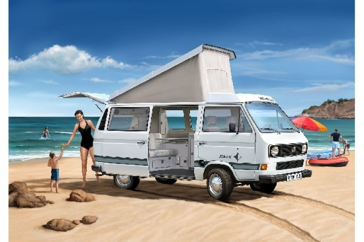 Revell Volkswagen T3 \'Camper\'