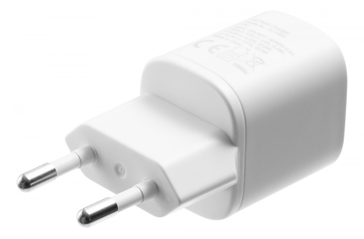DELTACO USB-vegglader, USB-A, 2,4 A, inkl. 1 m USB-A til Lightning DELTACO USB-vegglader, USB-A, 2,4 A, inkl. 1 m USB-A til Lightning