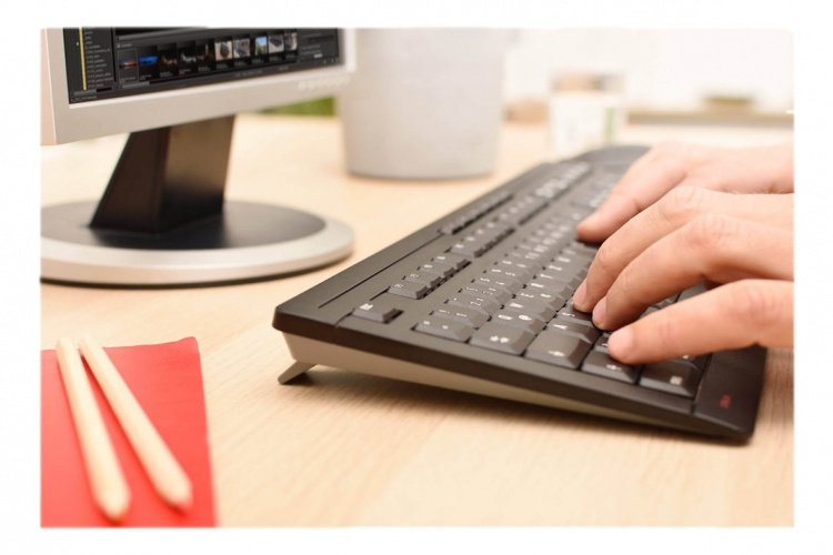 Cherry Stream Desktop, kombinasjonssett med tastatur og mus, svart