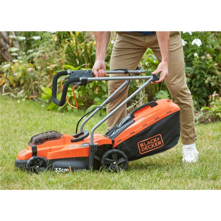 Black+Decker Gressklipper 18V 33cm uten batteri Compact