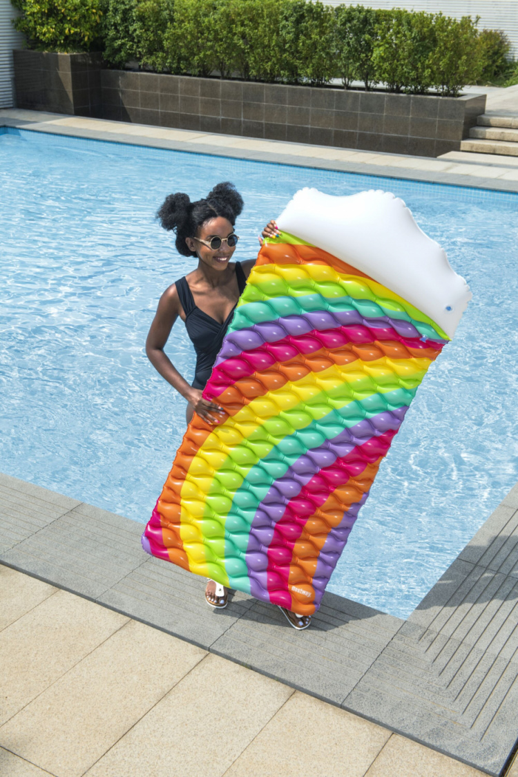 Bestway Rainbow Dreams Flytematte 2,16 m x 80 cm