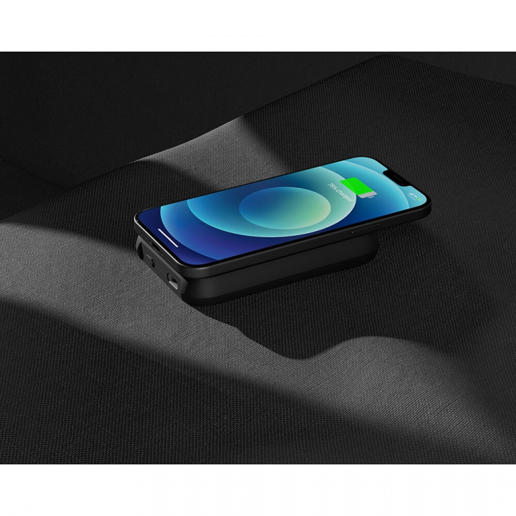 Zens Magnetic QI Powerbank One Side QI 4000mAh Svart