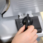 Taurus Cutmaster Påleggsmaskin 150W/19cm Taurus Cutmaster Påleggsmaskin 150W/19cm