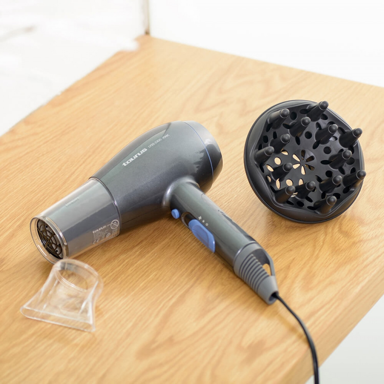Taurus Lyss 2300 Ionic hårføner Taurus Lyss 2300 Ionic hårføner