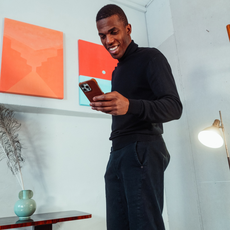 Krusell Lærdeksel iPhone 13 Cognac Krusell Lærdeksel iPhone 13 Cognac