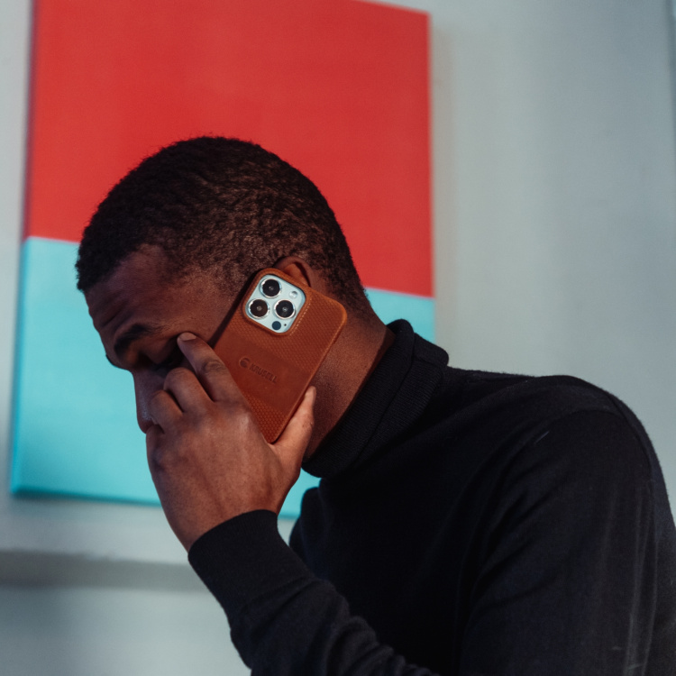 Krusell Lærdeksel iPhone 13 Cognac Krusell Lærdeksel iPhone 13 Cognac