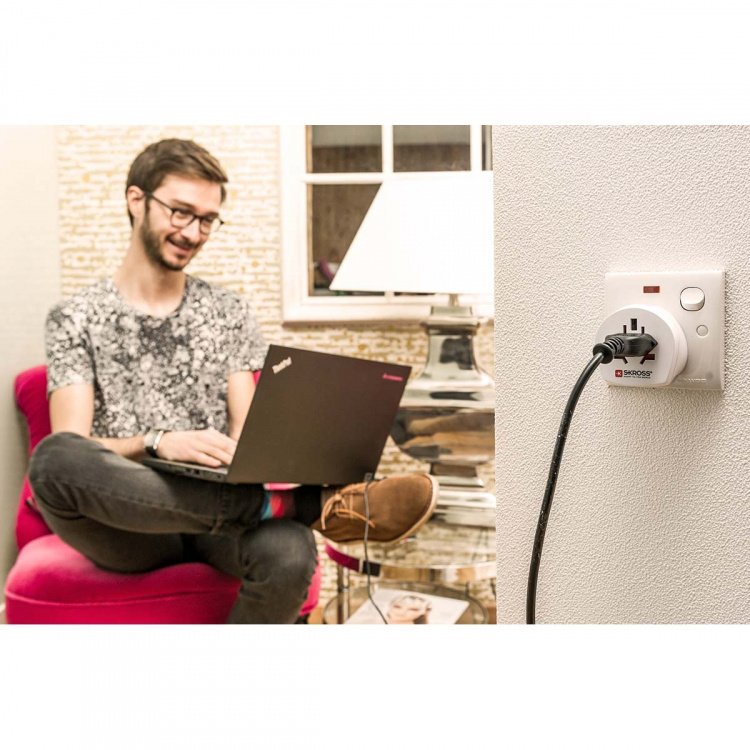 SKROSS Reise Adapter Combo - Verden-till-Sør-Afrika Earthed SKROSS Reise Adapter Combo - Verden-till-Sør-Afrika Earthed