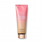 Victoria\'s Secret Strawberries And Champagne Fragrance Lotion 236 ml